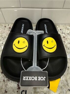 Joe Boxer Black Slide Sandals with Yellow Winking Smiley Size 13 NWT